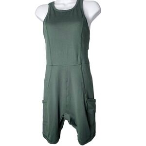 NWT Wondery Outdoors Mojave Trail Romper Forest Green Athletic Jumpsuit M Hiking